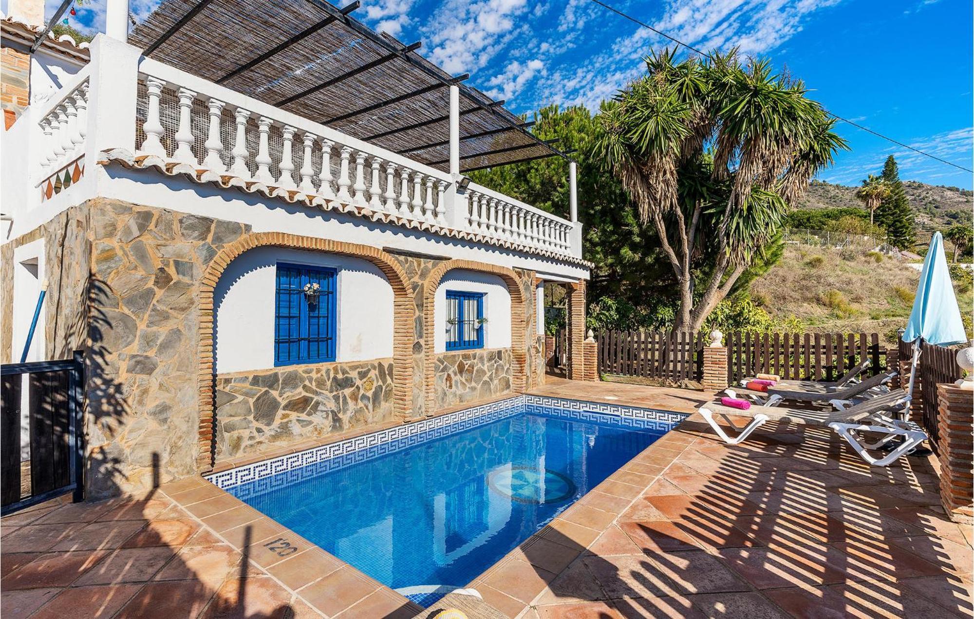 Amazing Home In Frigiliana With Kitchen Exterior foto