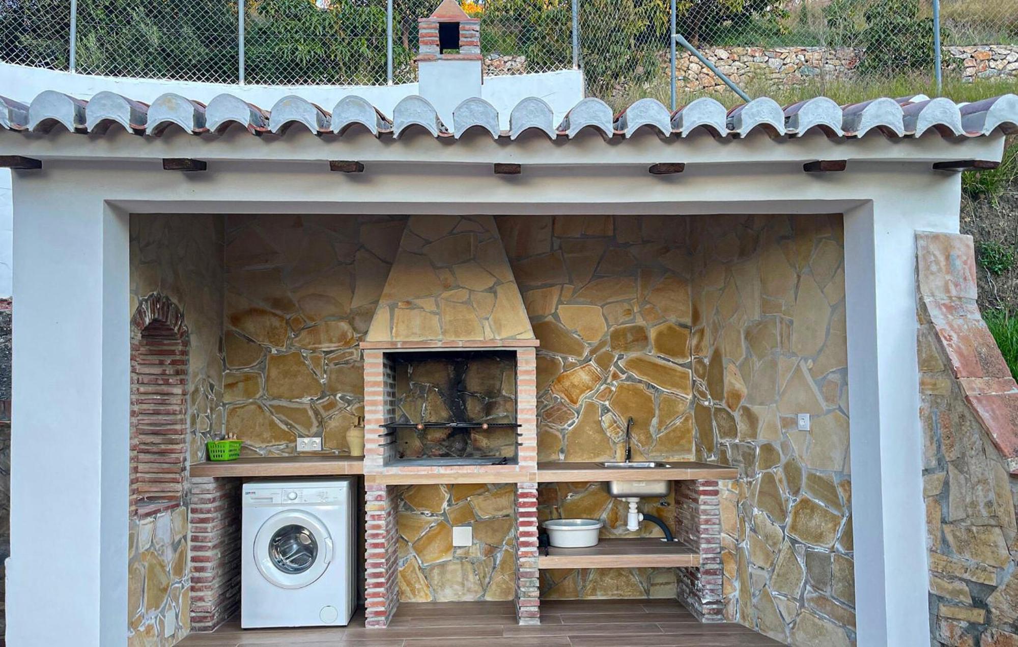 Amazing Home In Frigiliana With Kitchen Exterior foto